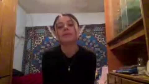 Mia online show from 04/23/26, 01:24