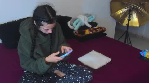 cleo y maikol online show from 10/22/25, 09:53