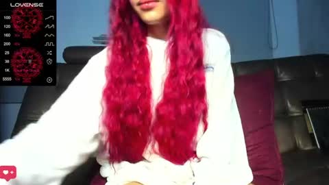 Snapshot of cleosexxx chatting on 07/20/26, 12:47 cleo y maikol online show from 07/20/26, 12:47