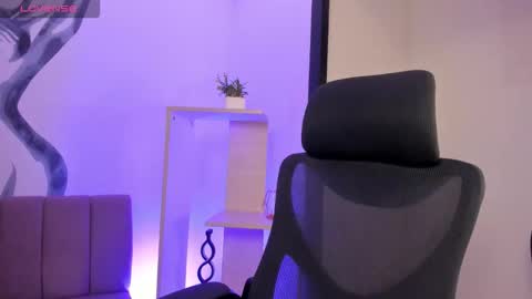 cleowhite_ online show from 01/06/26, 09:50