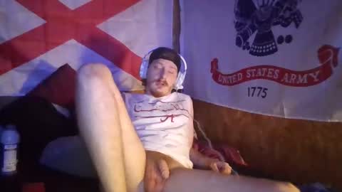 Snapshot of cleveykevil chatting on 11/18/25, 06:01 cleveykevil online show from 11/18/25, 06:01