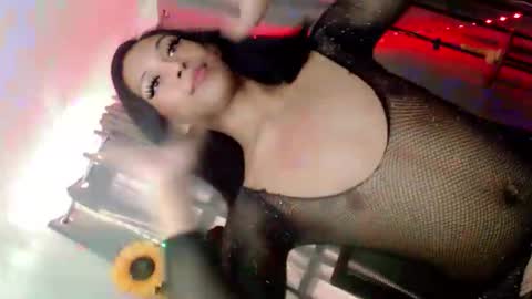 clinalynxx online show from 11/24/25, 10:53