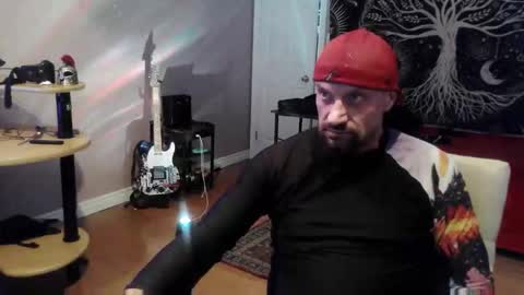 Snapshot of clintwood12 chatting on 05/20/26, 11:22 chad online show from 05/20/26, 11:22