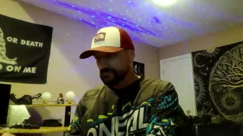 Snapshot of clintwood12 chatting on 06/02/26, 04:36 chad online show from 06/02/26, 04:36