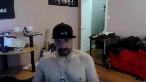 Snapshot of clintwood12 chatting on 06/08/26, 04:18 chad online show from 06/08/26, 04:18