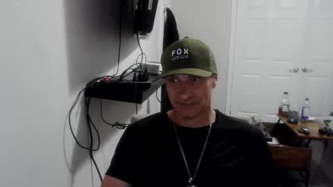 Snapshot of clintwood12 chatting on 06/11/26, 02:22 chad online show from 06/11/26, 02:22