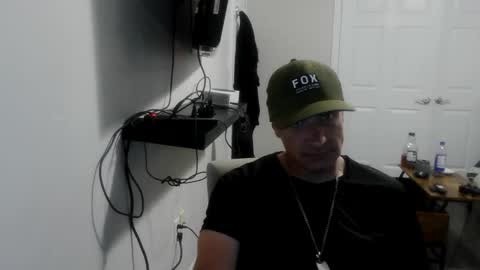 Snapshot of clintwood12 chatting on 06/11/26, 02:53 chad online show from 06/11/26, 02:53