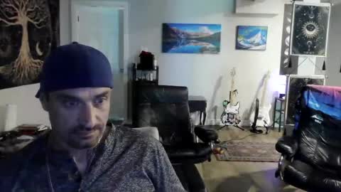 Snapshot of clintwood12 chatting on 08/03/26, 01:38 chad online show from 08/03/26, 01:38