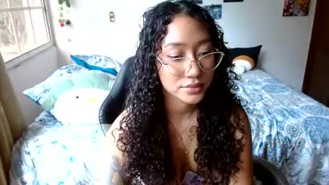 Snapshot of clitia_xx chatting on 07/16/26, 08:37 Clitia online show from 07/16/26, 08:37