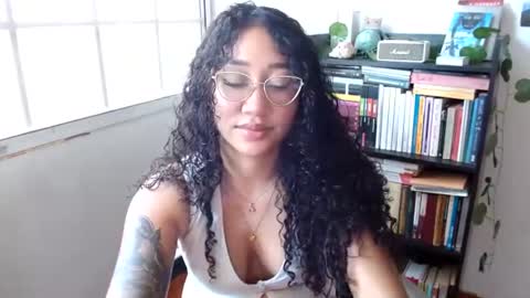 Snapshot of clitia_xx chatting on 07/24/26, 05:22 Clitia online show from 07/24/26, 05:22