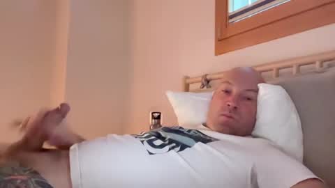 Snapshot of clitoliker chatting on 12/16/24, 07:48 clitoliker online show from 12/16/24, 07:48