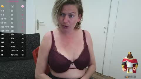 Syl  online show from 04/07/26, 10:09