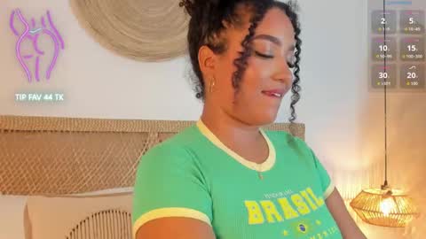 cloe_25 online show from 09/25/25, 02:15