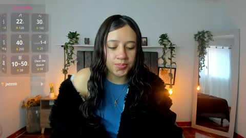 cloe_7 online show from 06/05/26, 01:17
