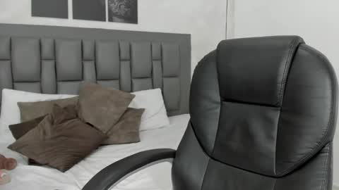 Snapshot of cloe_amazingg chatting on 12/06/24, 08:07 Cloe online show from 12/06/24, 08:07