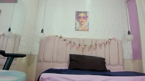 cloe online show from 04/08/26, 12:49