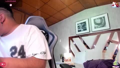 Cloe x Billy online show from 12/16/25, 07:52