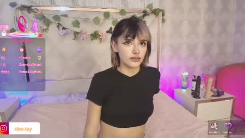cloee_tay1 online show from 07/14/26, 11:38