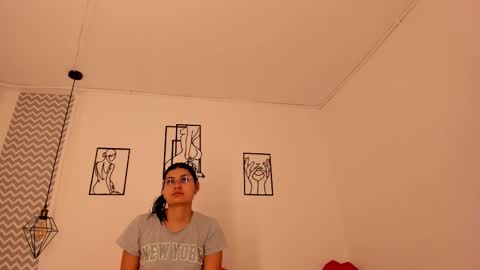 cloe online show from 10/06/25, 07:11