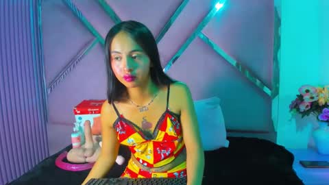 Snapshot of cloemorenti_ chatting on 11/14/25, 01:10 CloeMorenti online show from 11/14/25, 01:10