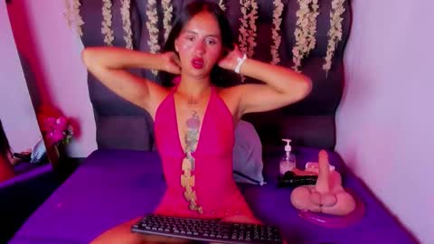 Snapshot of cloemorenti_ chatting on 03/29/26, 02:22 CloeMorenti online show from 03/29/26, 02:22