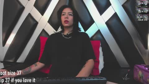 lady cloe person online show from 04/02/26, 07:11