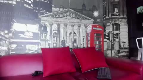 ---Cloe--- online show from 12/19/25, 03:19