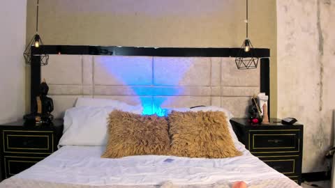 Clohe the wonder online show from 03/31/26, 08:53