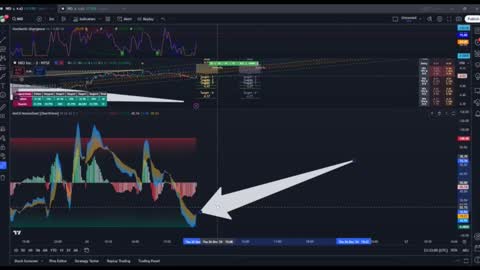 Snapshot of closetgay4 chatting on 12/25/24, 07:57 Alex C. online show from 12/25/24, 07:57