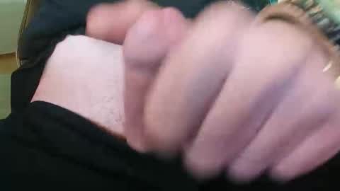 Cloud online show from 04/28/26, 06:51