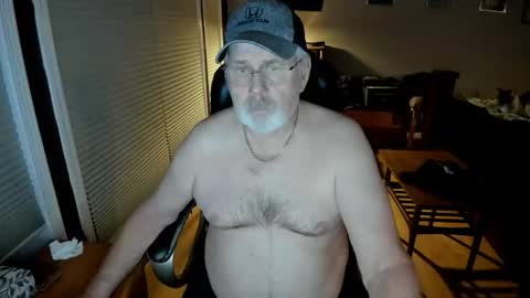 Snapshot of cloudalert62 chatting on 12/01/25, 03:55 cloudalert62 online show from 12/01/25, 03:55