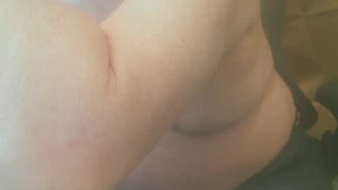Snapshot of clouds8888 chatting on 10/04/25, 07:56 clouds8888 online show from 10/04/25, 07:56