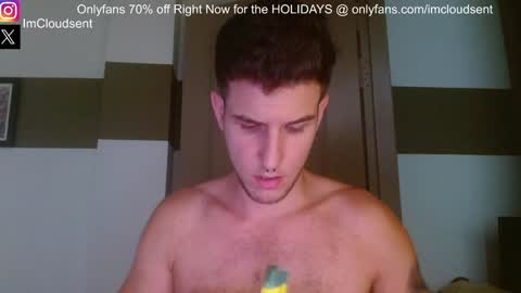 Snapshot of cloudsent chatting on 12/26/24, 02:44 35 videos 50 pictures ---- IGTwitter ImCloudsent online show from 12/26/24, 02:44