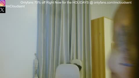 Snapshot of cloudsent chatting on 01/01/25, 02:09 35 videos 50 pictures ---- IGTwitter ImCloudsent online show from 01/01/25, 02:09