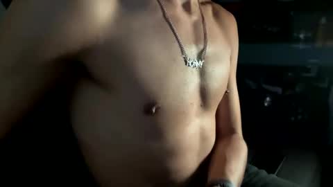 Snapshot of cloudsixtnine chatting on 11/04/25, 07:29 Drew online show from 11/04/25, 07:29