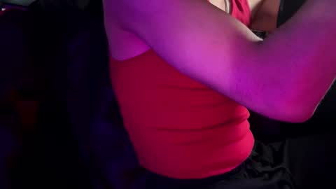 Snapshot of cloudsixtnine chatting on 12/05/25, 10:24 Drew online show from 12/05/25, 10:24