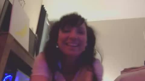 cloudy2025 online show from 04/24/26, 02:03