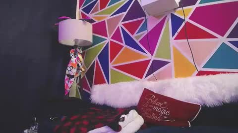 cloudyclearrican online show from 11/25/25, 12:05