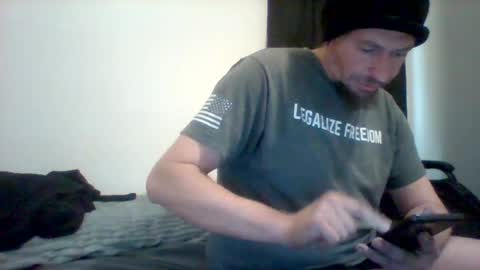 cloudyystarr666 online show from 02/17/25, 05:21