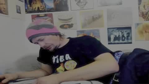 cloudyystarr666 online show from 01/06/26, 12:53