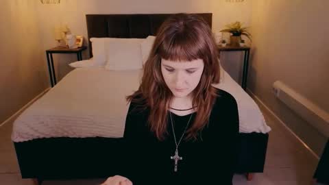  Clover  follow me  online show from 09/15/25, 02:28