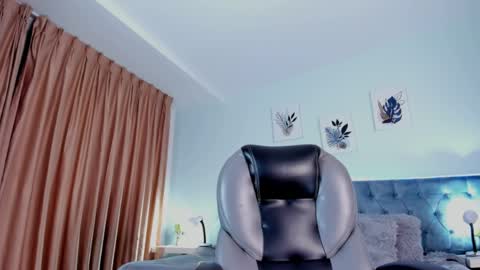 emely dolce online show from 06/05/26, 05:47
