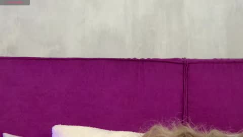 Snapshot of clumsylove chatting on 10/03/25, 08:06 Marina online show from 10/03/25, 08:06