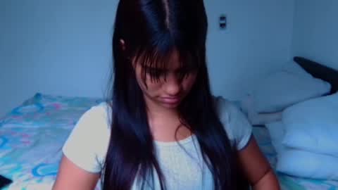Snapshot of cluplechatur chatting on 12/03/24, 03:22 Meggan y Thiago online show from 12/03/24, 03:22