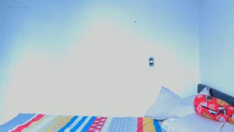 Snapshot of cluplechatur chatting on 12/19/24, 03:08 Meggan y Thiago online show from 12/19/24, 03:08