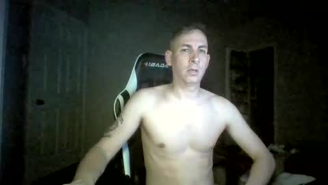 Snapshot of cmypenis chatting on 12/09/24, 04:56 Master Bates online show from 12/09/24, 04:56
