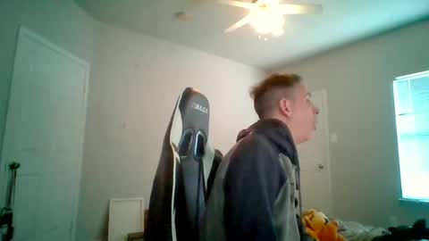Snapshot of cmypenis chatting on 12/21/24, 04:14 Master Bates online show from 12/21/24, 04:14