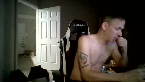 Snapshot of cmypenis chatting on 12/22/24, 03:33 Master Bates online show from 12/22/24, 03:33