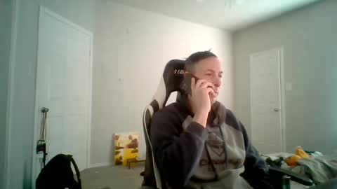 Snapshot of cmypenis chatting on 12/29/24, 05:12 Master Bates online show from 12/29/24, 05:12