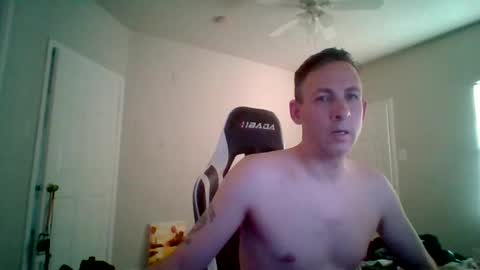 Snapshot of cmypenis chatting on 01/01/25, 10:56 Master Bates online show from 01/01/25, 10:56
